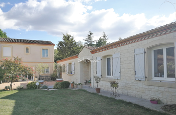 CASTELNAU DE MONTMIRAL - Propriété de 375 m2